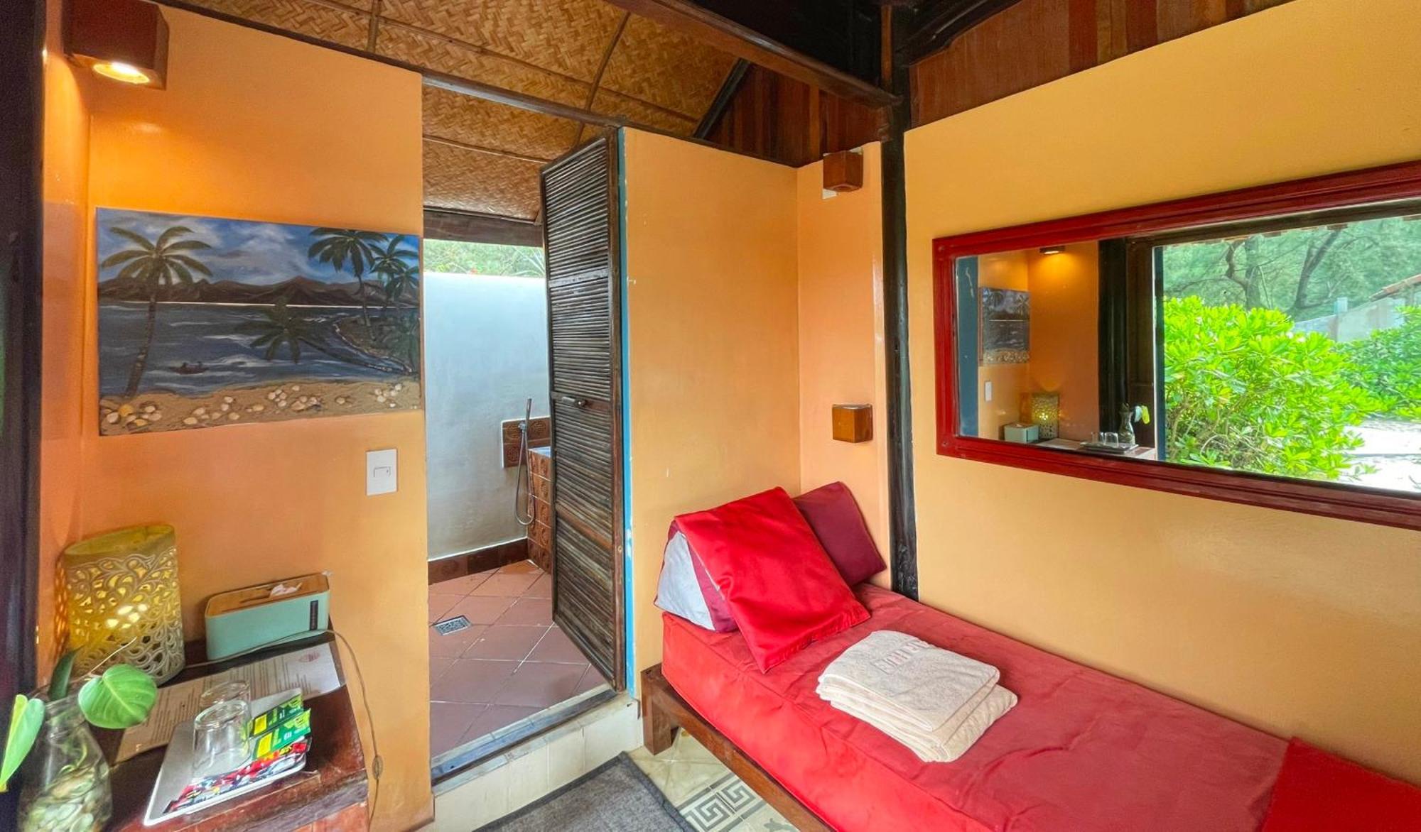 Villa Louise Hue Beach Boutique Hotel Quarto foto