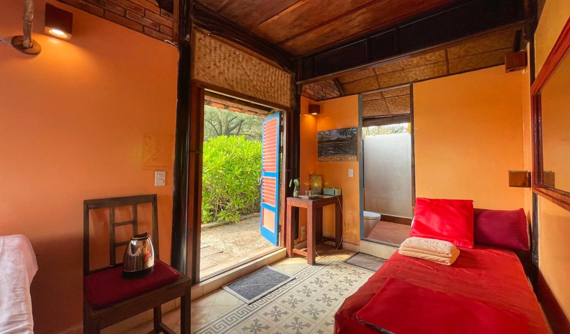 Villa Louise Hue Beach Boutique Hotel Quarto foto