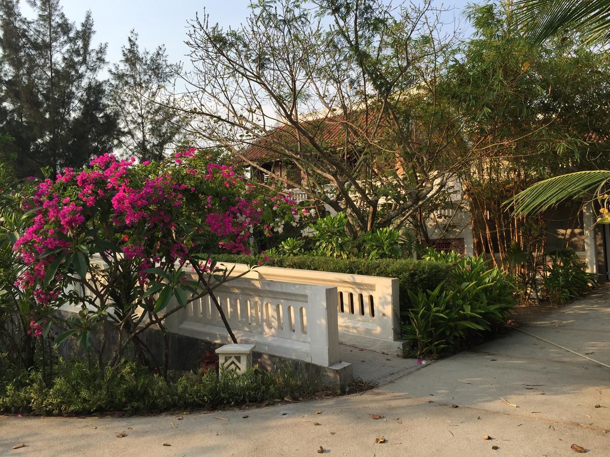 Villa Louise Hue Beach Boutique Hotel Exterior foto